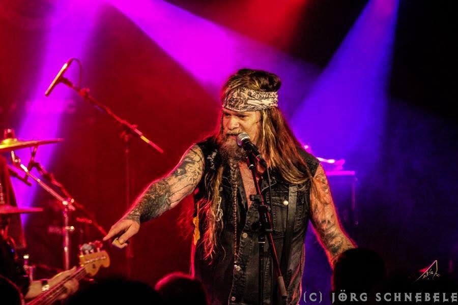 CHRIS HOLMES