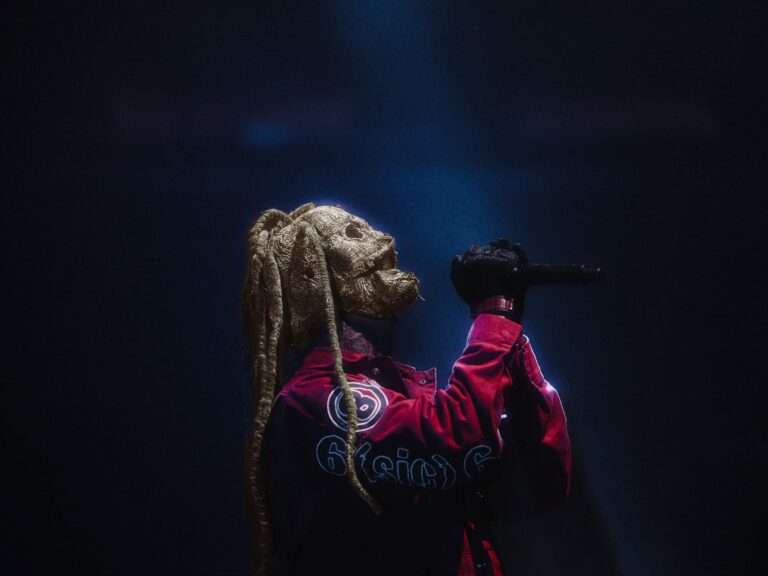 COREY TAYLOR