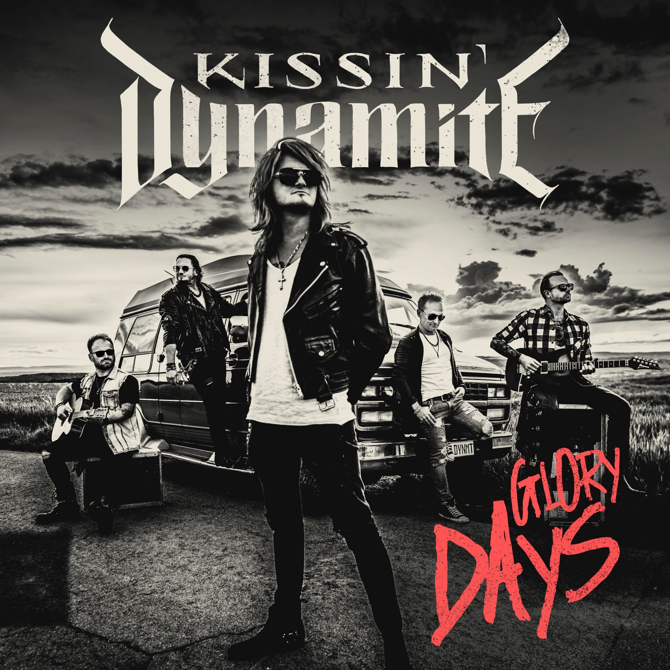 KISSIN' DYNAMITE
