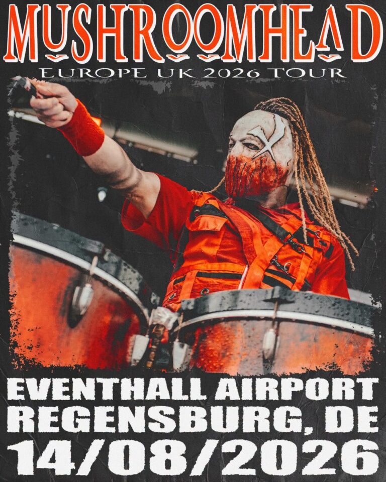 MUSHROOMHEAD KOMMEN IN DIE EVENTHALL AIRPORT