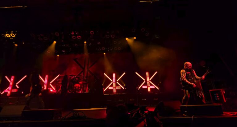 KERRY KING
