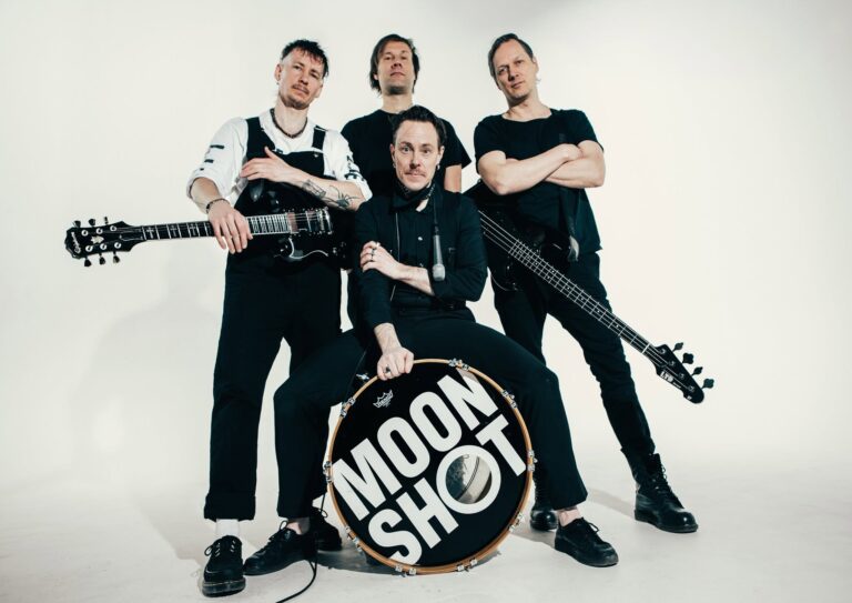 MOON SHOT