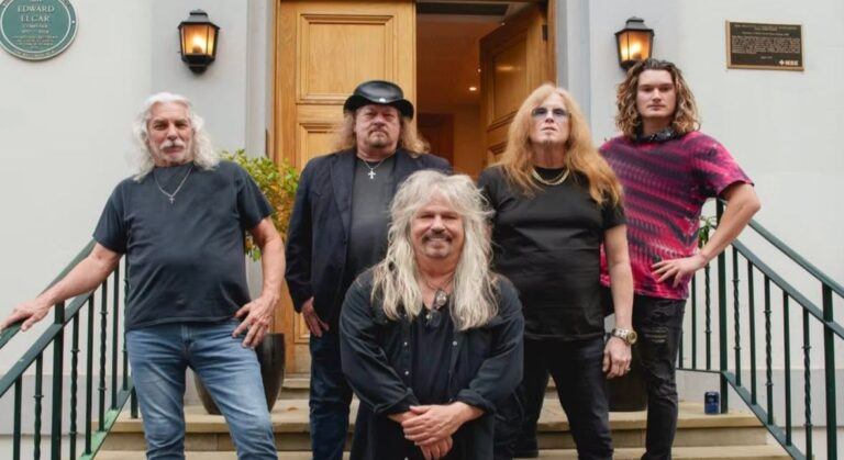 MOLLY HATCHET