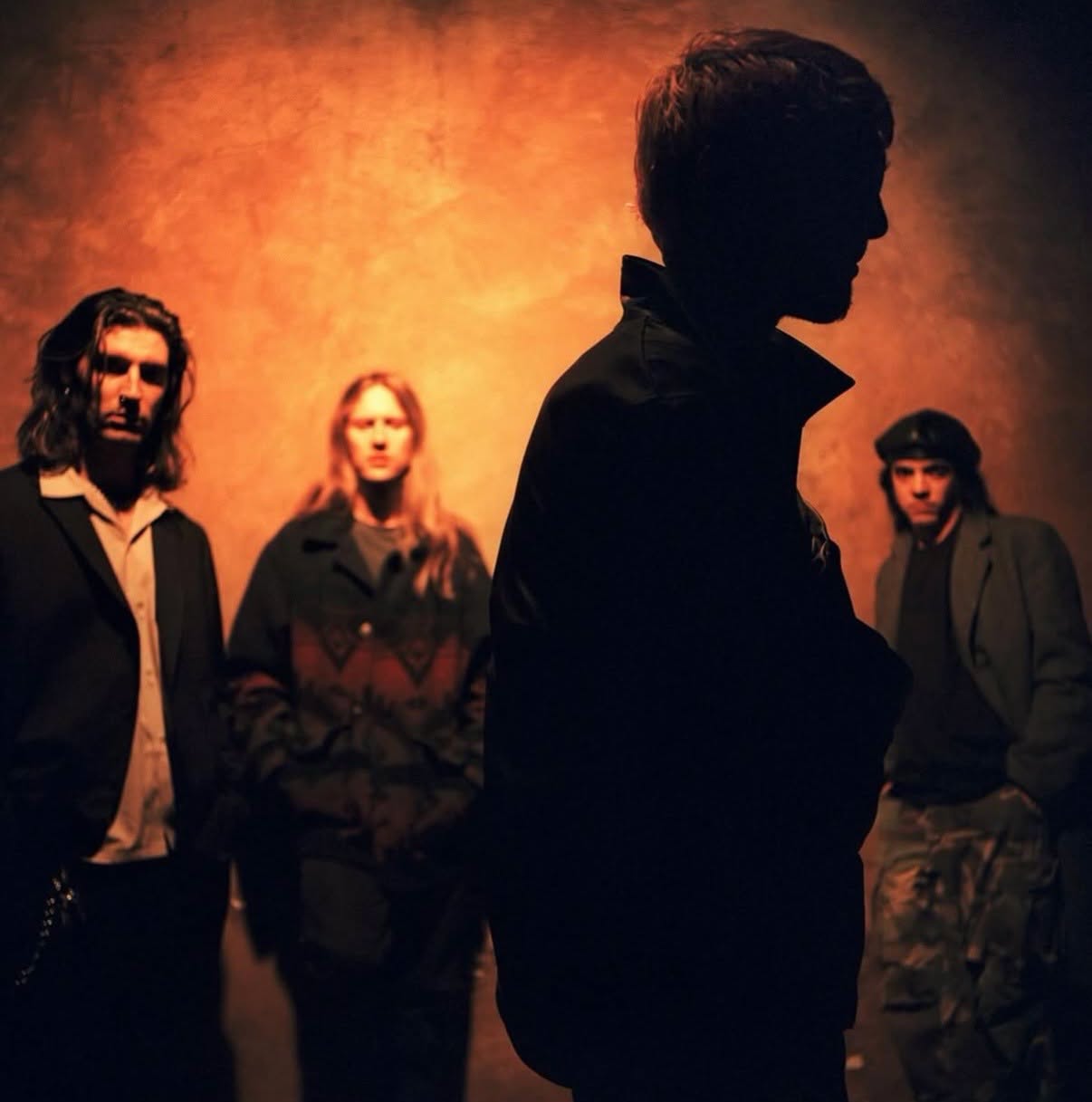 ALICE IN CHAINS