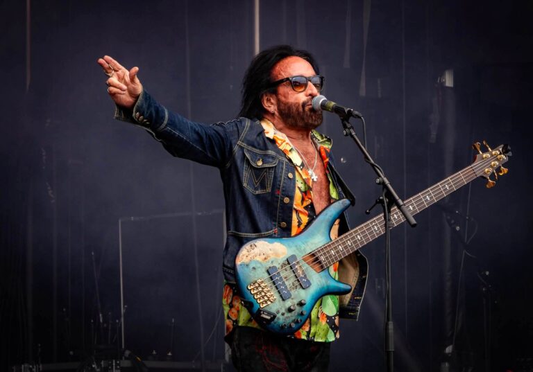 MARCO MENDOZA